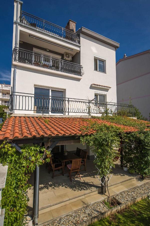 Hotel Acapella Soba Crikvenica Exterior foto